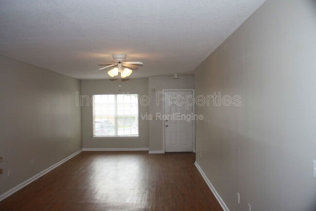 Building Photo - 4356 S Kirkman Rd