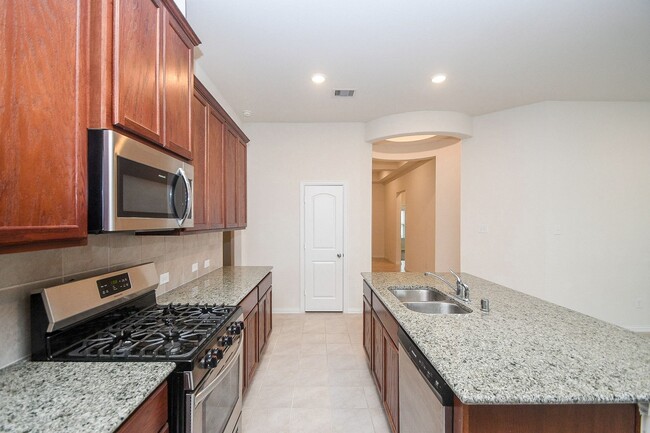 Building Photo - 6142 Thief River Fls Dr