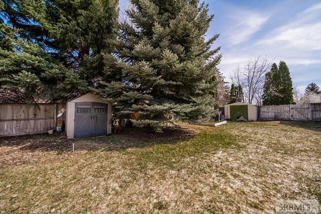 Building Photo - Sunnybrook