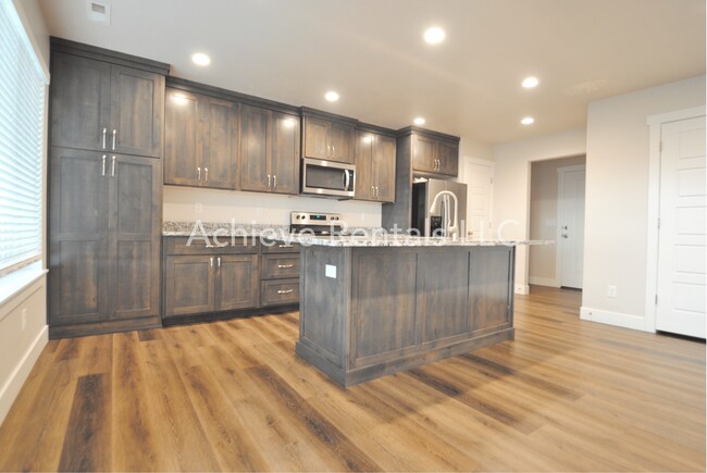 Building Photo - 4067 S 2800 W
