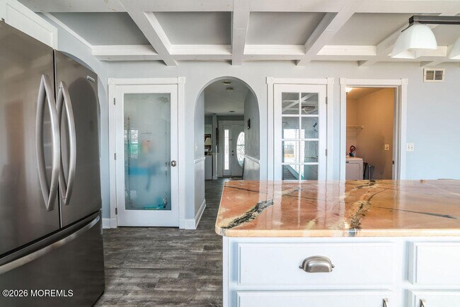 Building Photo - 12 Osbourne Ct