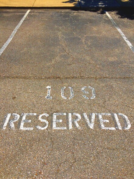 Parking space - 8892 Eagleview Dr