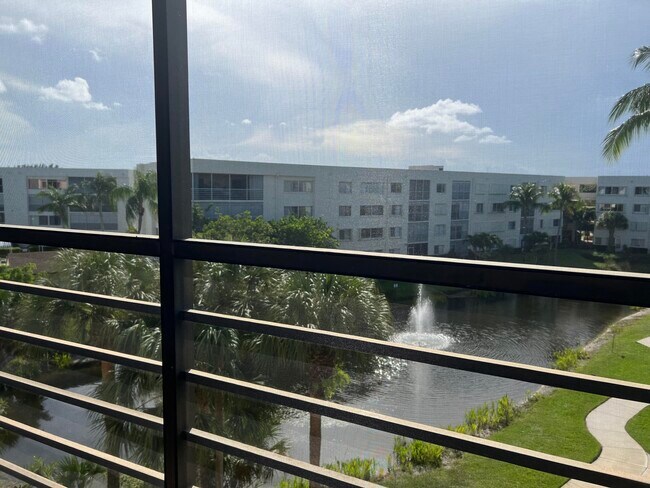 Building Photo - 3138 Via Poinciana