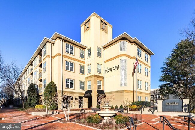 Building Photo - 11800 Old Georgetown Rd