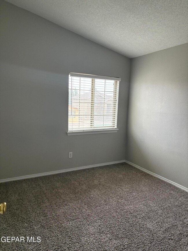 Building Photo - 14077 Tierra Delfin Dr