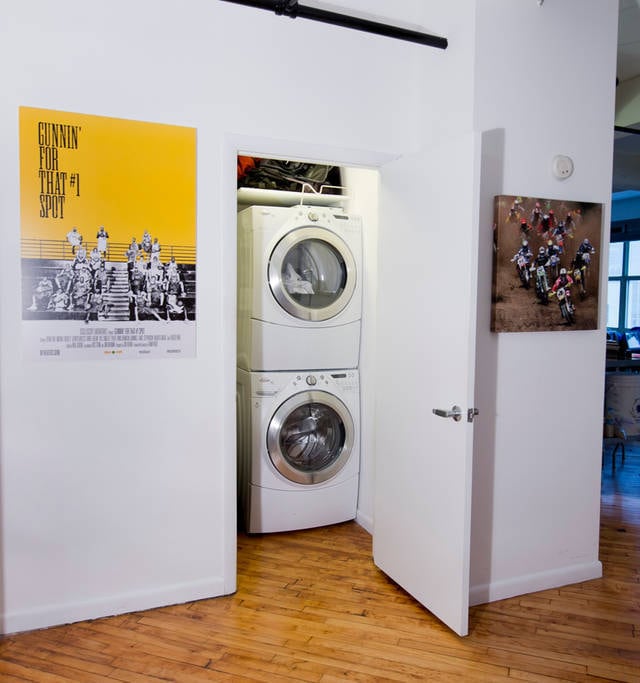 Washer / Dryer - 1220 Buttonwood St
