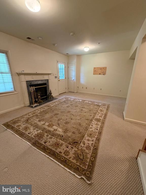 Building Photo - 10159 Treble Ct