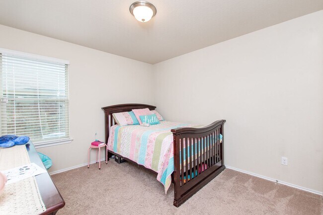 Building Photo - 1214 Juneberry Pk Dr