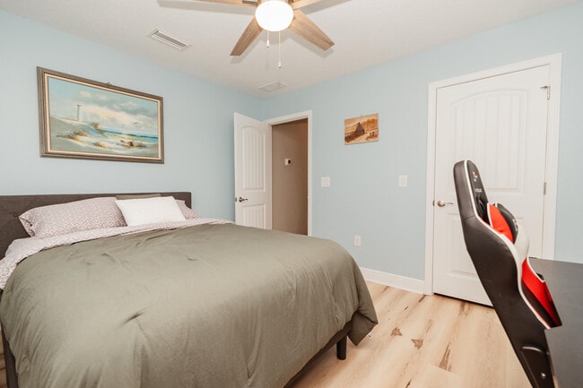 Building Photo - 2200 Jernigan Dr