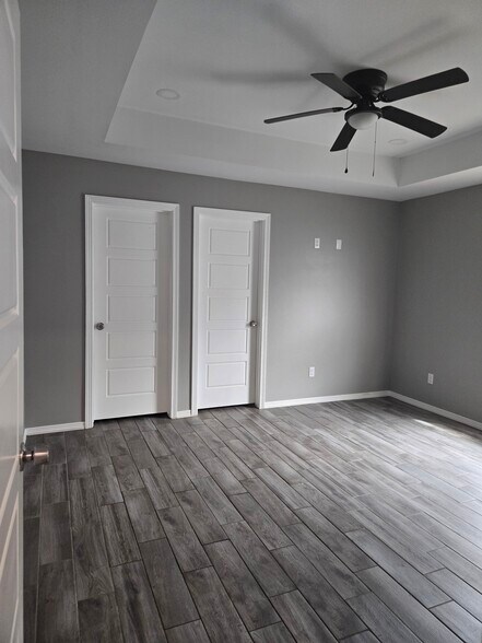 Master Bedroom - 1413 Glasscock Ave