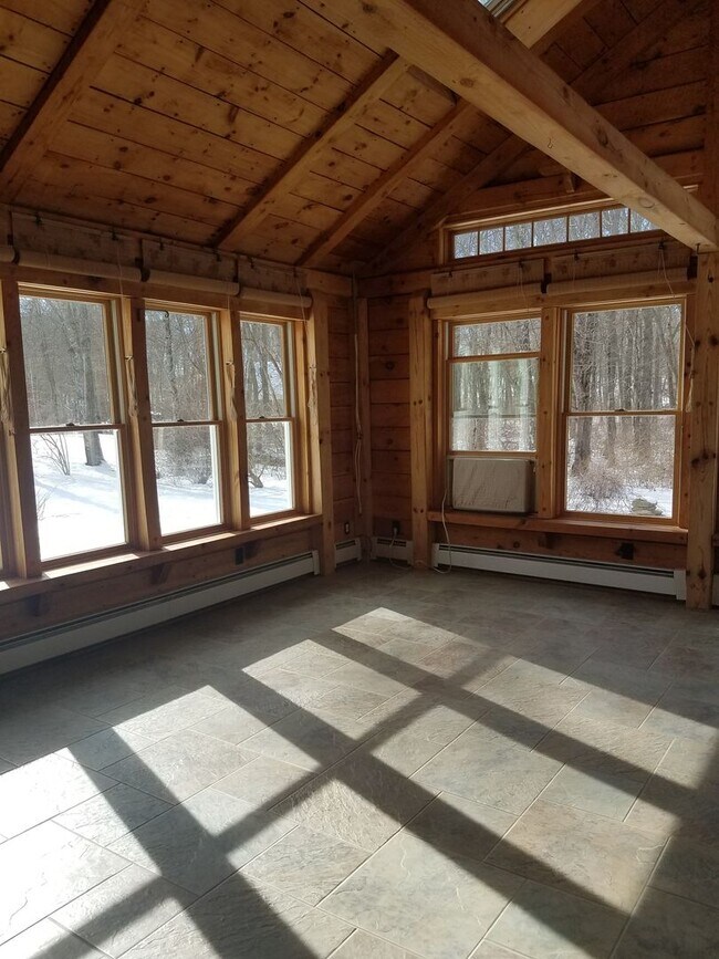 Building Photo - Salt Box in Stonington