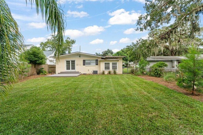 Building Photo - 2110 Gerda Terrace