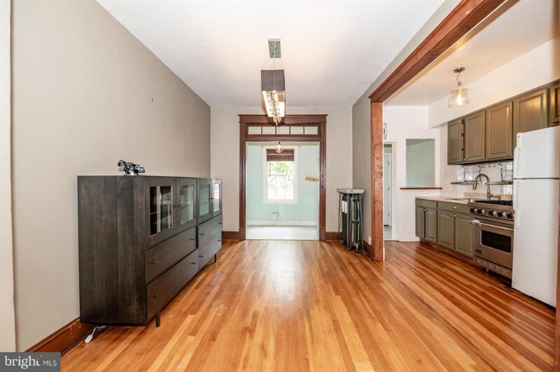 Building Photo - 1127 Trinidad Ave NE