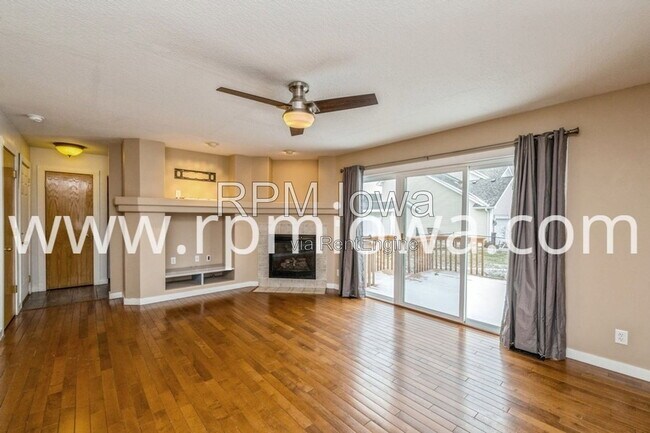 Building Photo - 9315 Kingman Dr