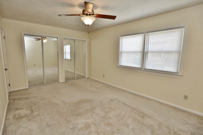 Building Photo - 1321 Conrad Ln