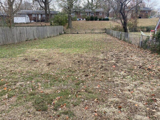Building Photo - 50 St Edward Ln