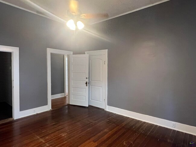 Building Photo - 310 Central Ave