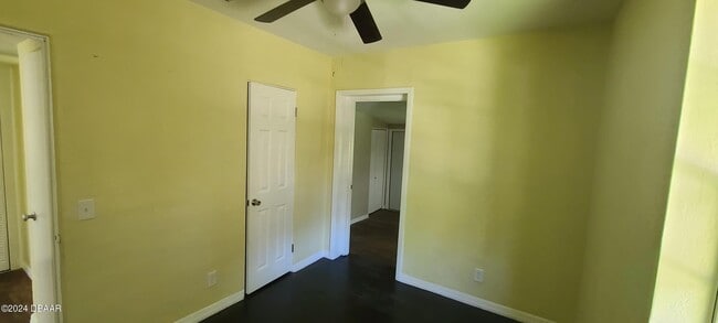 Building Photo - 921 S Palmetto Ave