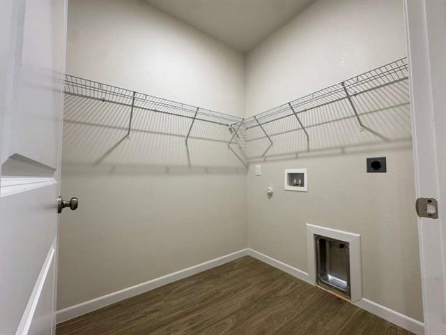 Building Photo - 1223 S Austin St