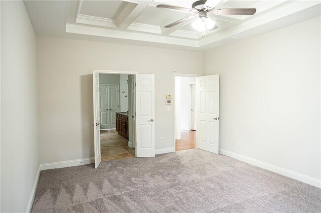 Building Photo - 4595 Essen Ln