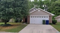 Building Photo - 114 NW Imogene Way