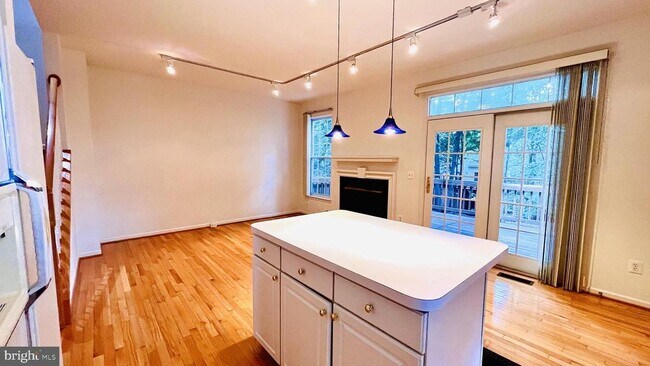 Building Photo - 4100 Flower Box Ct