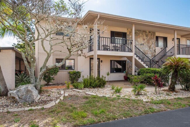 Building Photo - 9910 Eagles Point Cir