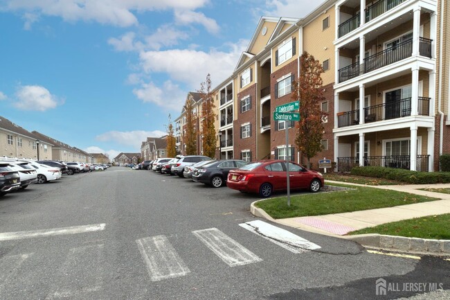 Building Photo - 541 E Celebration Way