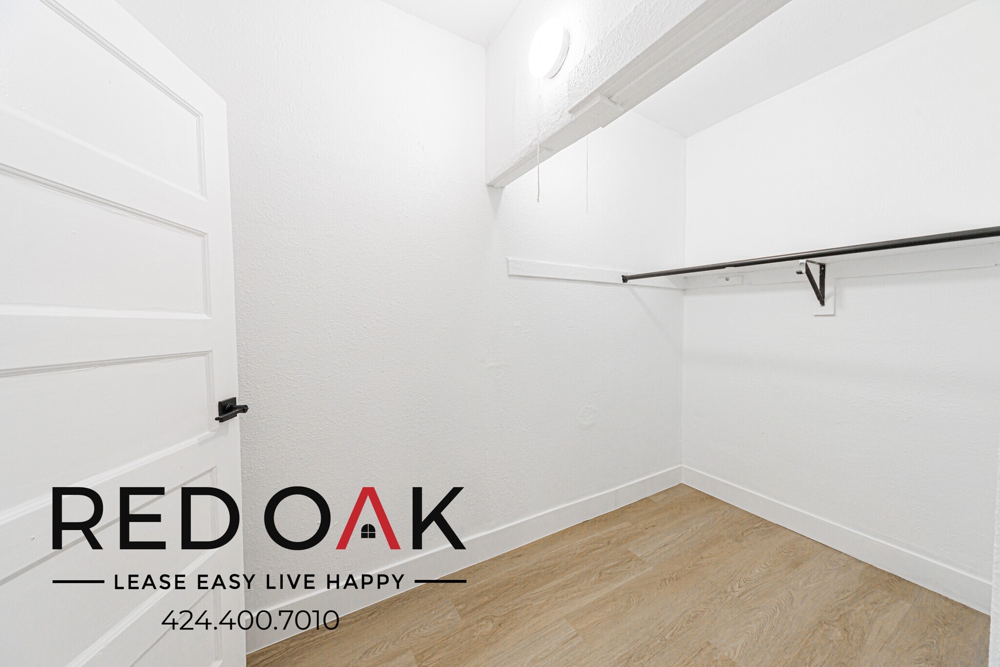 Building Photo - 816 S Park View St