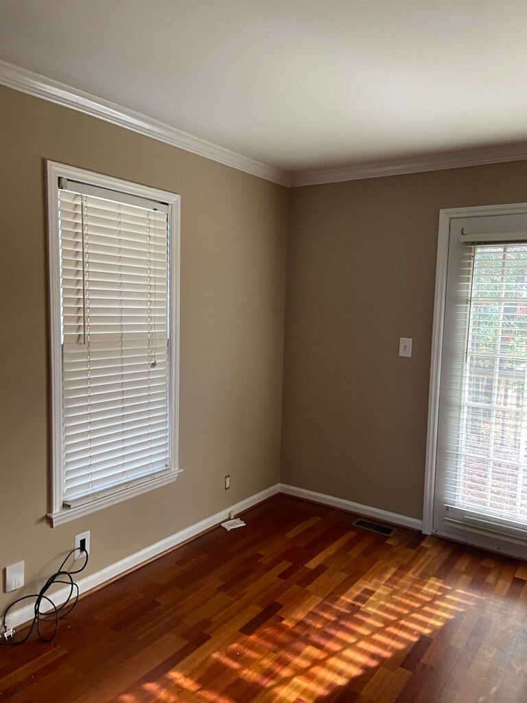 Building Photo - 4 Holdsworth Ct