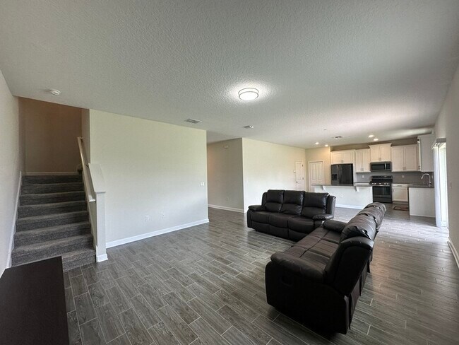 Building Photo - 1616 Oak Blossom Dr