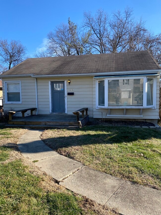 Building Photo - 5626 Leumas Rd