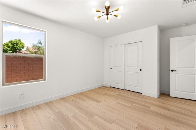 Building Photo - 5606 Spring Trellis St