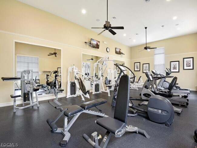 Building Photo - 8554 Athena Ct