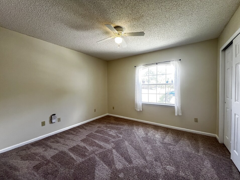 Building Photo - 1159 Radis Pl