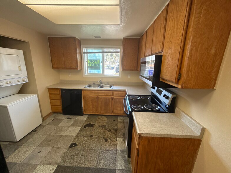 Building Photo - 5422 Lake Murray Blvd