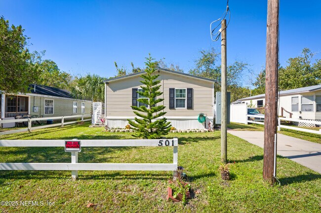 Building Photo - 501 Aiken St