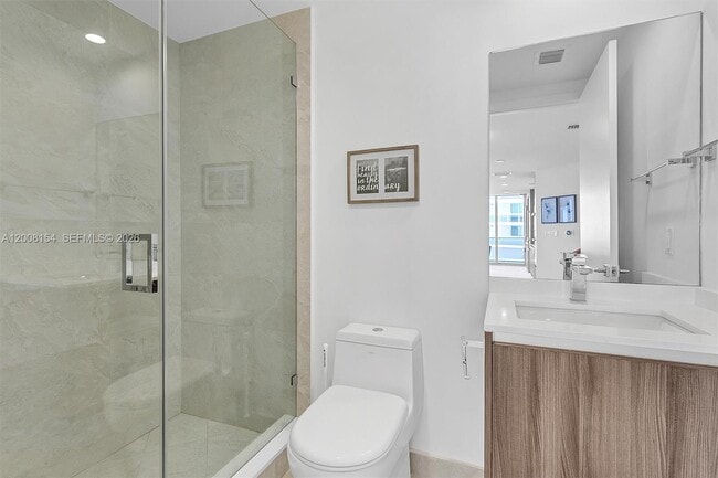 Building Photo - 488 NE 18th St