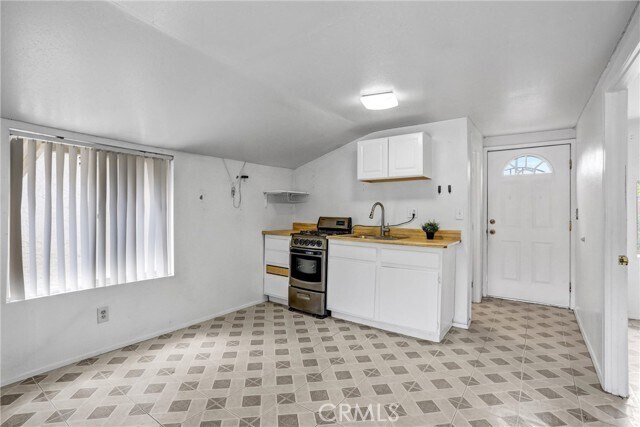 Building Photo - 3515 S Forecastle Ave
