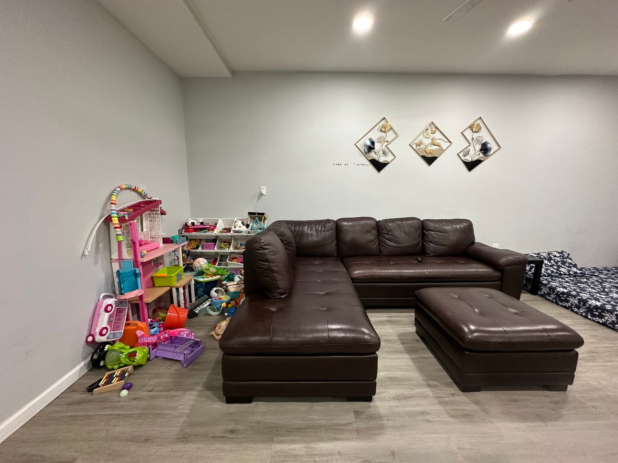 Building Photo - 75 Liberty Ave