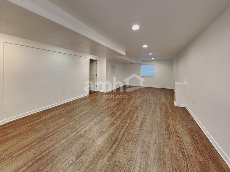 Building Photo - 20342 E 40th Pl