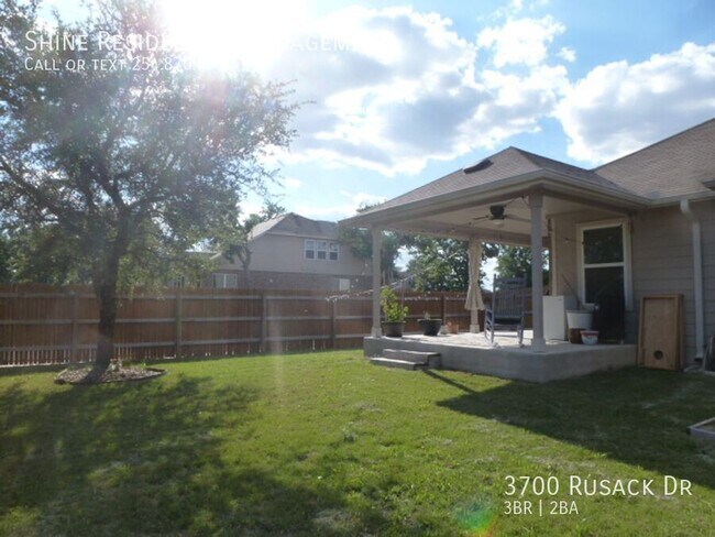 Building Photo - 3700 Rusack Dr