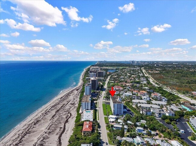 Building Photo - 911 Ocean Dr