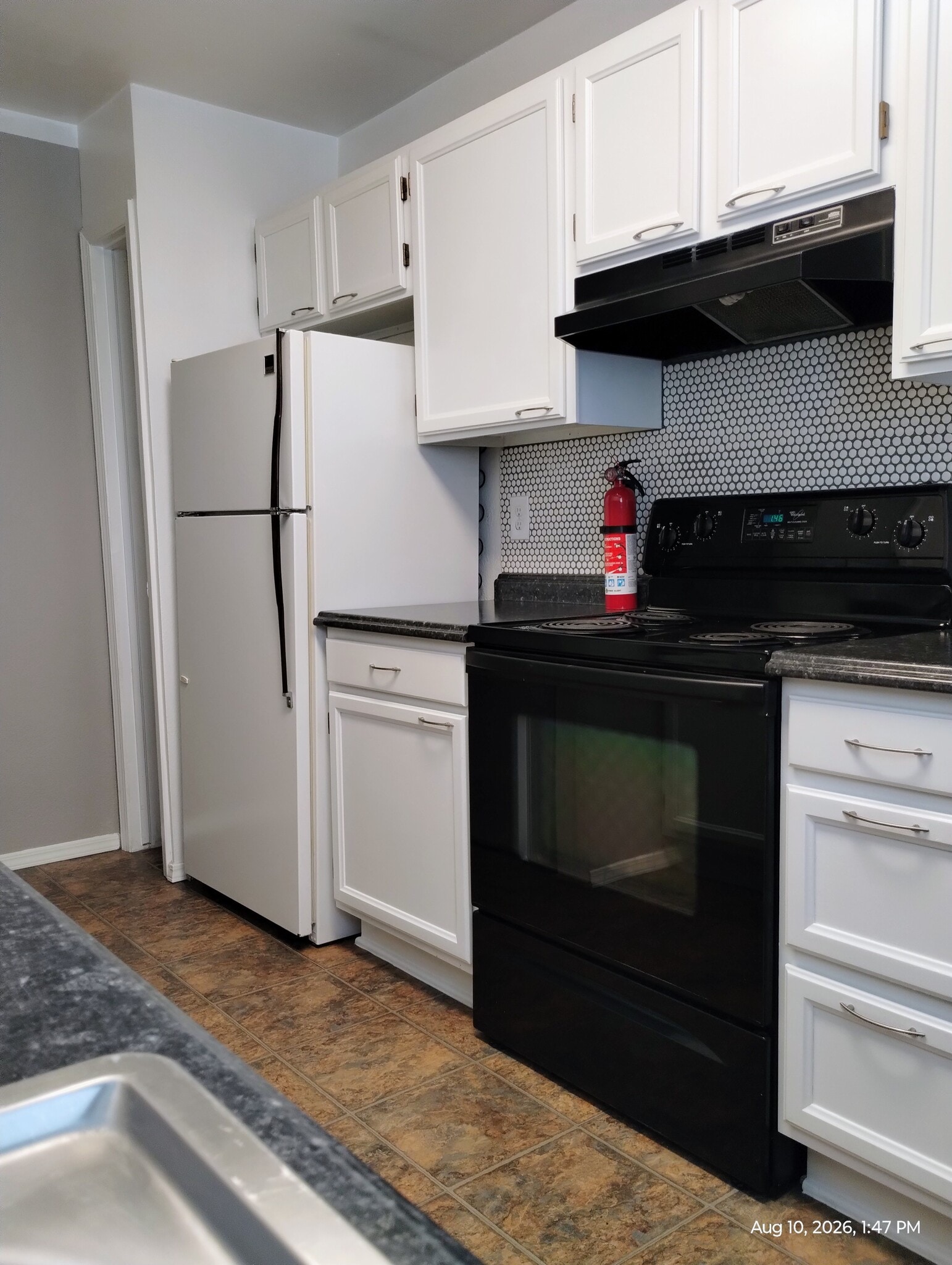 Kitchen - 945 Tampico Court