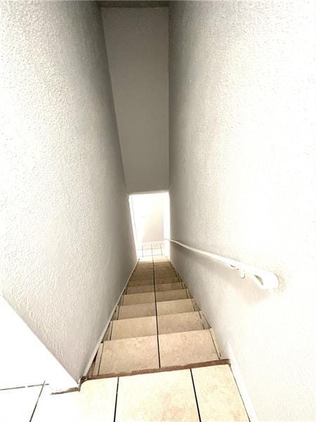 Building Photo - 5708 Blueberry Ct