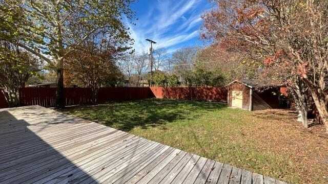 Building Photo - 10263 Casa View Dr