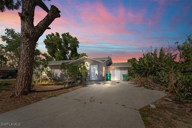 Primary Photo - 2398 54th Terrace SW