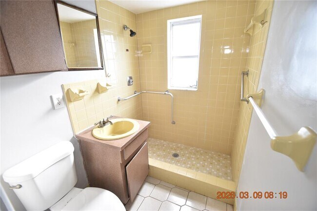 Building Photo - 7338 Foxbloom Dr