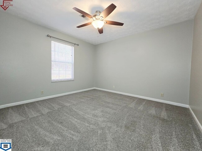 Building Photo - 1544 Pheasants Glen Dr