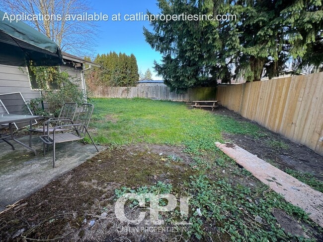 Building Photo - 410 Brierwood Ct SE